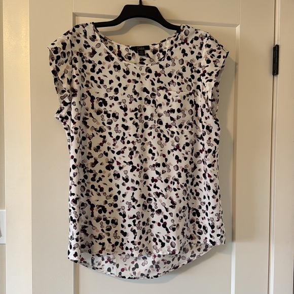 Short sleeved blouse - Picture 2 of 4
